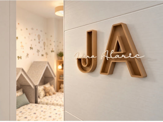 Inicial personalizada avellana